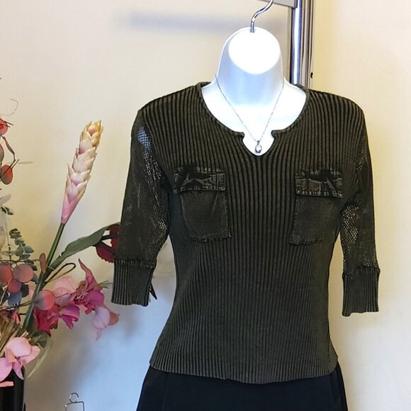 NWT Women’s Olive Green Lightweight 3/4 Crochet Sleeve Cardigan Pullover Sweater - Picture 5 of 6